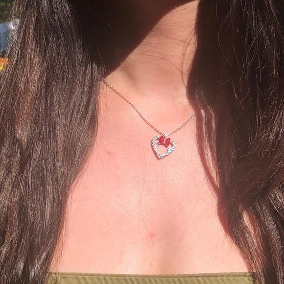 Swarovski Minnie Mouse Necklace - Picture 3 of 4